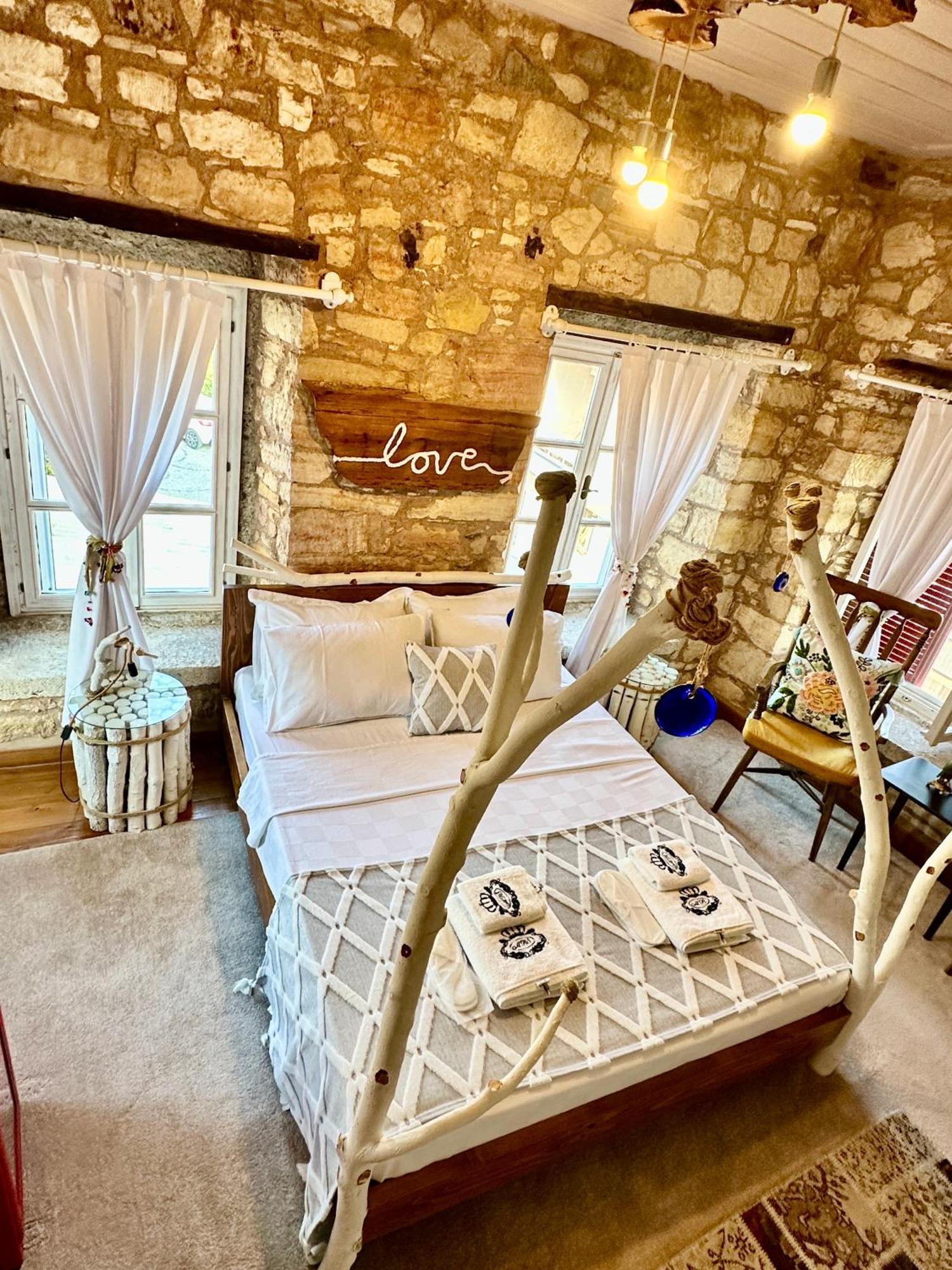 Marissa Boutique Hotel Cesme Bagian luar foto